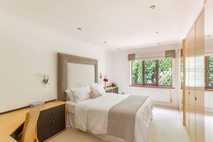 Photo 14- click for photo gallery